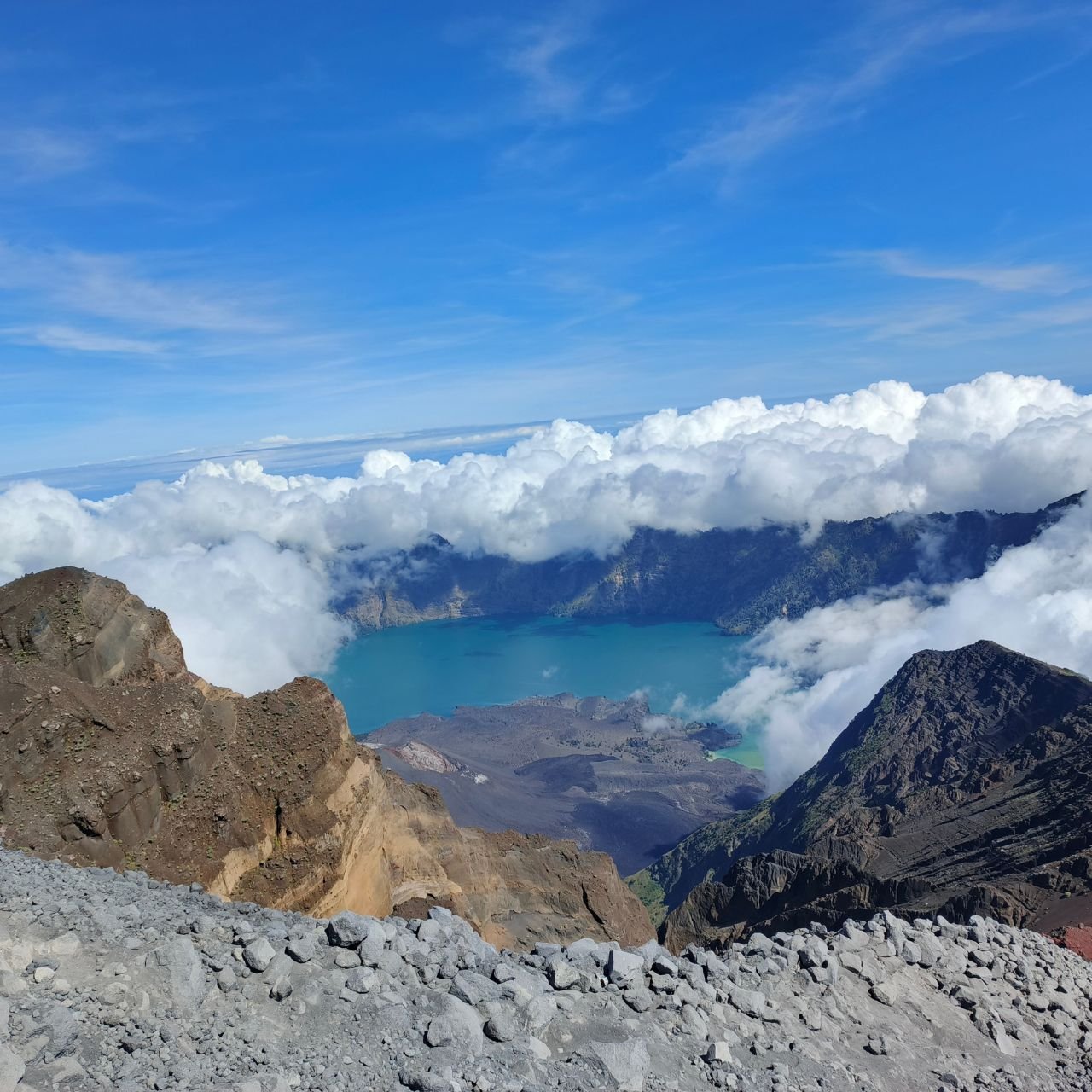 The Complete Rinjani: 3D2N Sembalun to Torean Route